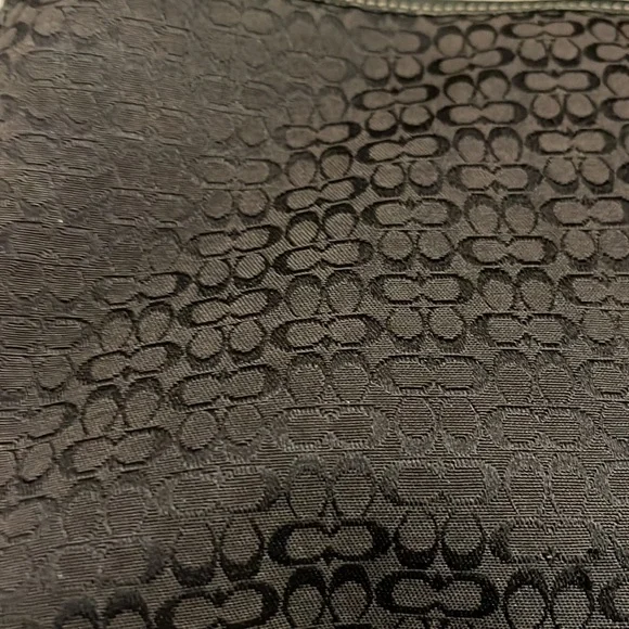 Authentic vintage Coach bag in good condition L0401461 - Picture 9 of 16